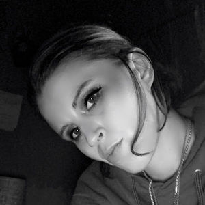 Meet your Posher, Nikki